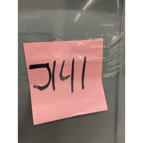 Beautiful DKNY Brown Leather Silver Tone Buckle Womens Fashion Belt - Picture 7 of 7